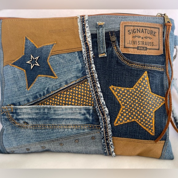 Bohemian Unique Embroidery One-of-a-Kind Denim Patchwork Clutch Wristlet bag - Picture 10 of 15